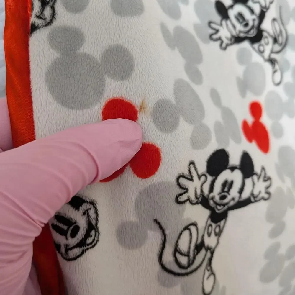 Disney Baby Mickey Mouse Baby Blanket With Mickey Mouse Heads